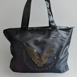 Victoria’s Secret Fashion Show 2023 Black Tote Bag Gold Stud Wings VS New